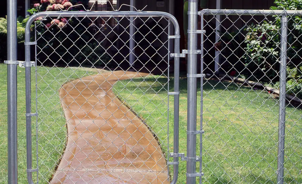 how to hang a chain link gate step 8 how to hang a chain link gate step 8